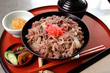 ＜牛丼 部門＞あんのん