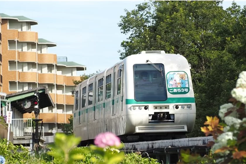 山万ユーカリが丘線　風景2